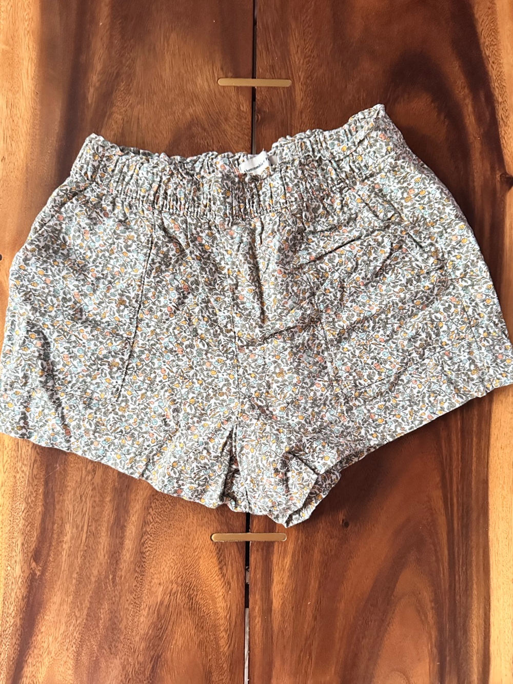 Abercrombie & Fitch Ditsy Floral Pull-On Shorts Elastic Waist Women’s M